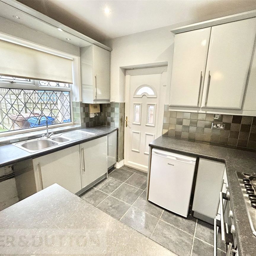 Ivy Drive, Alkrington, Middleton, Manchester, M24 - Photo 1