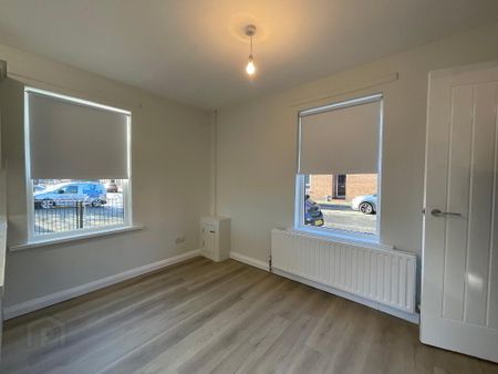 64 Mayo Street, Belfast, BT13 3AZ - Photo 3