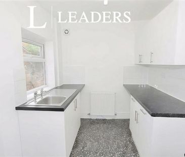 2 bedroom terraced house to rent - Photo 3