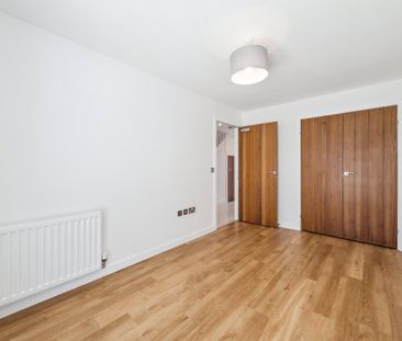 4 bedroom terraced house to rent - Photo 5