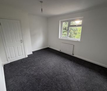 Swansea Road - Photo 2