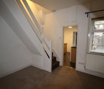 2 Bedroom Terraced House for Rent - Photo 1