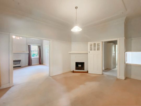 2/36A Stanhope Grove, Camberwell - Photo 1