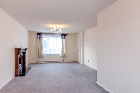 5 bedroom detached house to rent - Photo 4