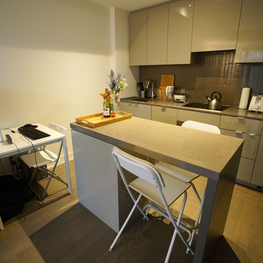 For Lease - 7 Grenville Street Unit# 2109, Toronto, Ontario - Photo 1