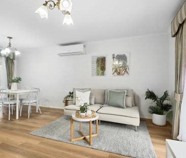 Perfect family proportions in the exclusive 'Croydon Hills' pocket - Photo 3