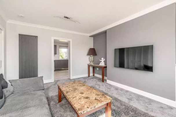 5 bedroom flat share to rent - Photo 1