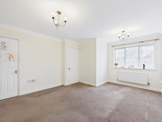 3 bedroom terraced house to rent - Photo 1