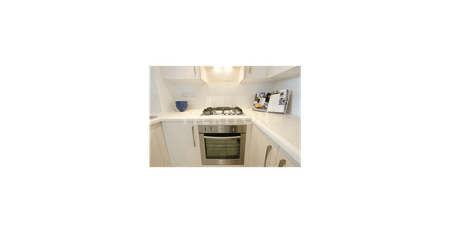 A BEAUTIFUL 2 BEDROOM APARTMENT WITH RESORT STYLE FACILITIES - Photo 3