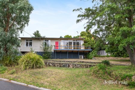 42 Henry Street, Eltham - Photo 2