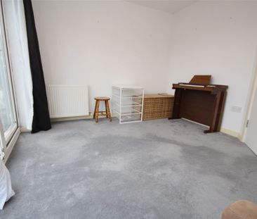 Carrickfoyle Terrace , Kilmainham, Dublin 8 - Photo 2