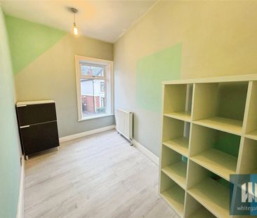 St Pauls Road, Mirfield, WF14 - Photo 4