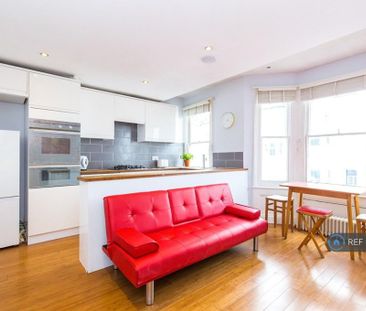 3 bedroom maisonette to rent - Photo 3