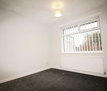 2 bedroom detached bungalow to rent - Photo 4