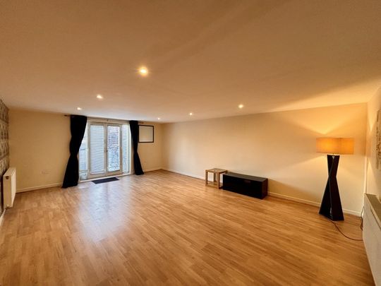 Grants Yard - Photo 1