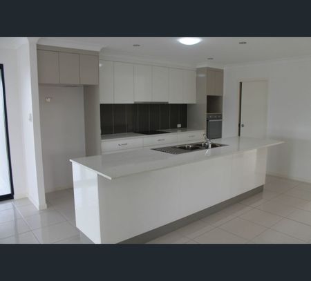 37 Tamron Drive, Mount Pleasant, Qld 4740 - Photo 4