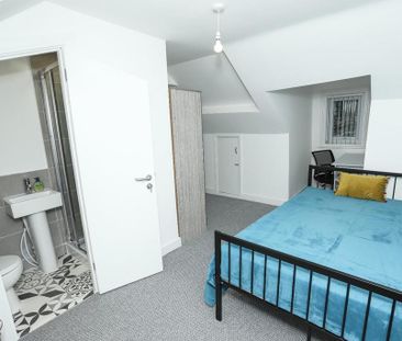 5 bedroom terraced house to rent - Photo 2