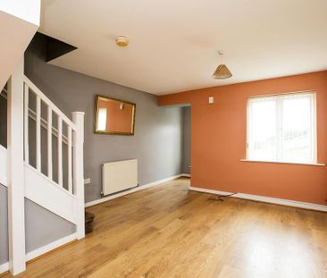 2 bedroom end of terrace house to rent - Photo 1