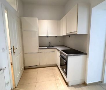 Provisionsfrei: Schöner 45m² Altbau mit Einbauküche in Ruhelage - 1... - Photo 3