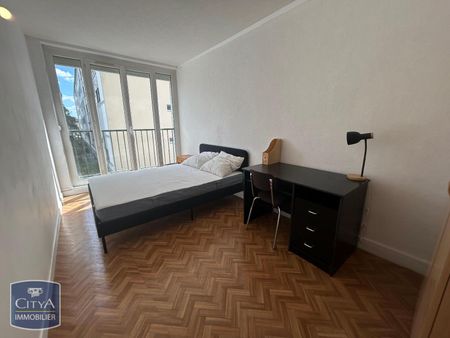 Location Appartement 4 pièces 66m² LE MANS 72000 - Photo 3