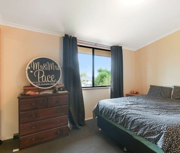 Double Storey Family Home - Photo 4