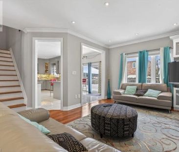 5463 BLUE SPRUCE Avenue - Photo 4