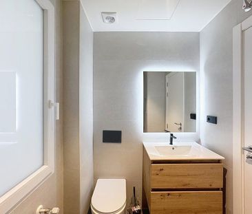 Paseo de la Castellana, Madrid, Community of Madrid 28046 - Photo 2