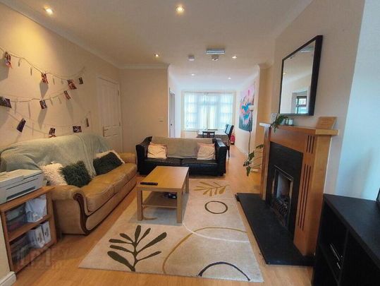 17 The Cloisters, Belfast, BT7 1GD - Photo 1