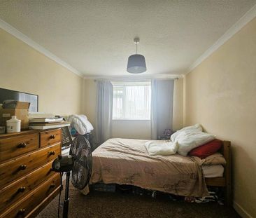 1 bedroom ground floor flat to rent - Photo 1