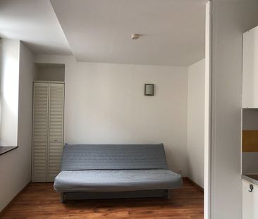 A louer appartement meublé type 1 à CHATEAUROUX - Photo 1