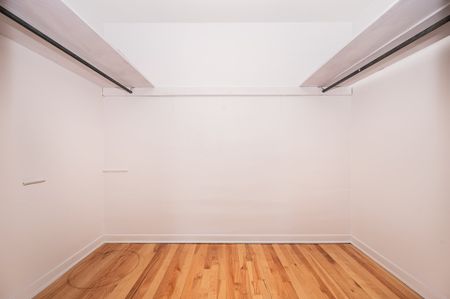 Condo for rent, Montréal (Saint-Léonard) - Photo 5