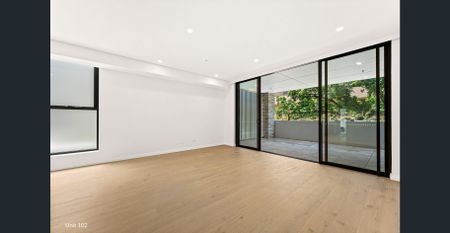 Luxurious Brand-New Boutique Residences - Refined Living in an Exclusive Complex - Photo 5