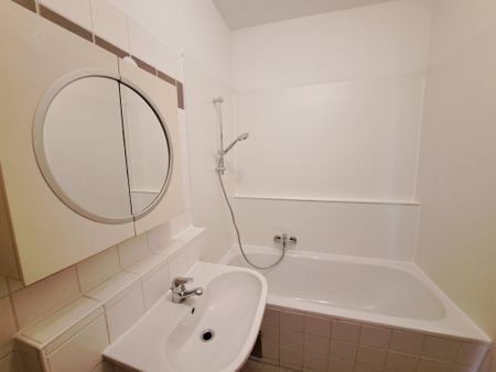 1- Zimmer Wohnung mit Terrasse | Kalvarienbergstraße 134 Top 10 - Foto 5