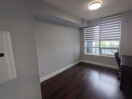 For Lease - 85 North Park Road Unit# 404, Vaughan, Ontario - Photo 5