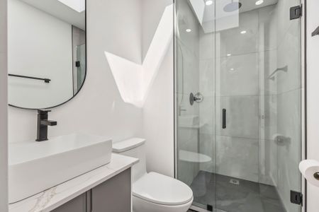 For Lease - 43A Cummings Street Unit# Furnished Upper, Toronto, Ontario - Photo 5