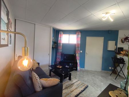 Location Appartement 1 pièce 24m² CAYENNE 97300 - Photo 3