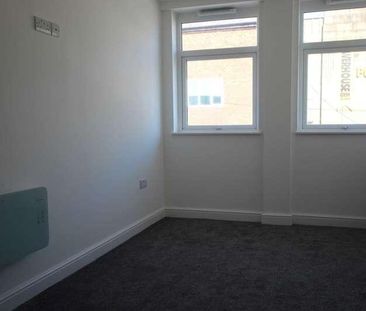 Market Street, Hyde, SK14 - Photo 3