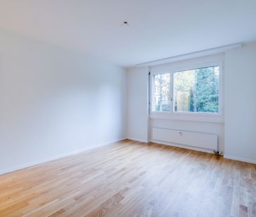 Bereit für eine WG? Originelle Duplexwohnung im Zentrum! - Photo 2