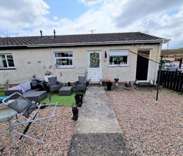 5 Whinfield Walk, Carrickfergus, BT38 8HL - Photo 2
