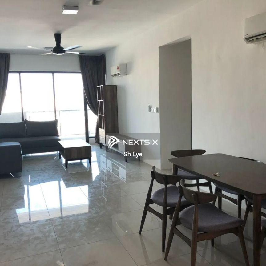 98 Nibong Residence - Photo 1