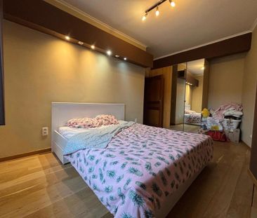 Appartement met twee slaapkamers in Liège - Photo 5