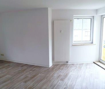 Exklusive, sonnige 2-Raum-Wohnung mit Balkon in Helbersdorf - Photo 1