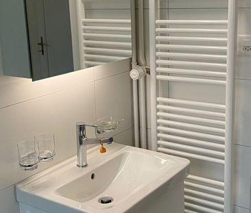 Schön sanierte Terrassenwohnung im Grünen - Photo 3