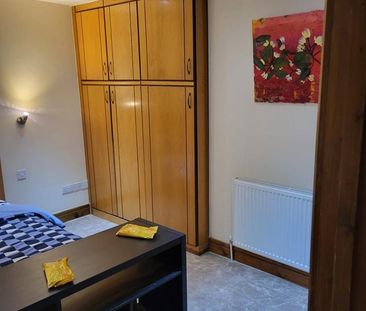 Room in a Shared House, Colliers Way, RG30 - Photo 6