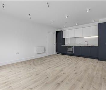 Mitcham Lane, SW16 - Photo 2