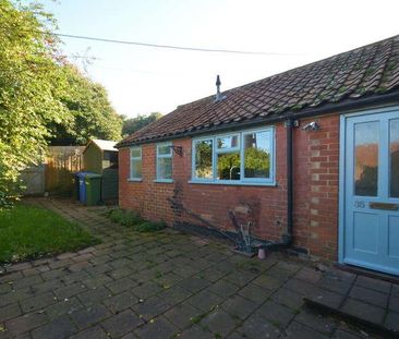 Flixton Road, Bungay, NR35 - Photo 1