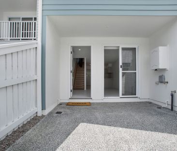 Brand New Modern Townhouse in Family Friendly Area! - Photo 1