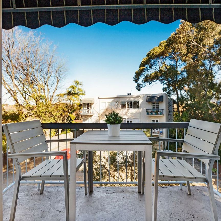 Beautifully Presented Apartment ** Available 06/12/25 ** - Photo 1