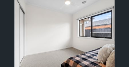 Unbeatable Modern Home! - Photo 5