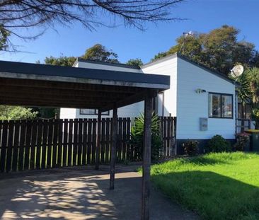 Updated 3 Bedroom House - Photo 2
